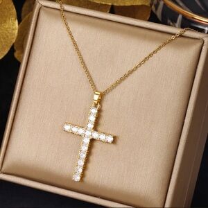 Fashion Jewelry Gold and White Cross Necklace
